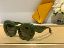 Picture of Loewe Sunglasses _SKUfw50175004fw